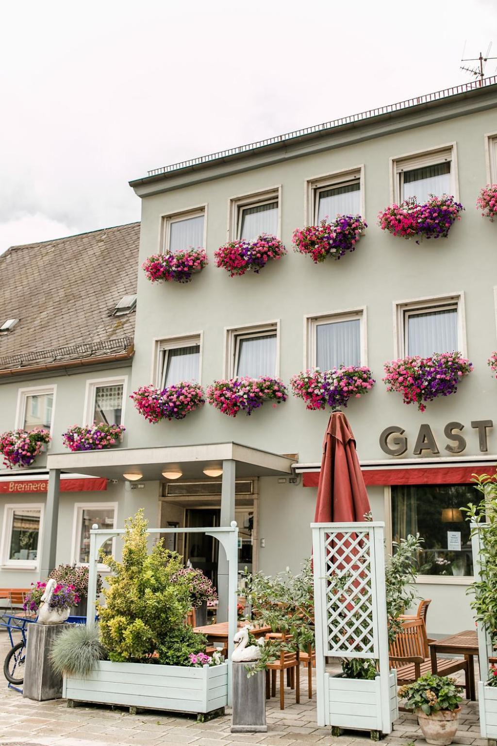 Hotel Brauereigasthof Schwanenbraeu Ebermannstadt Buitenkant foto